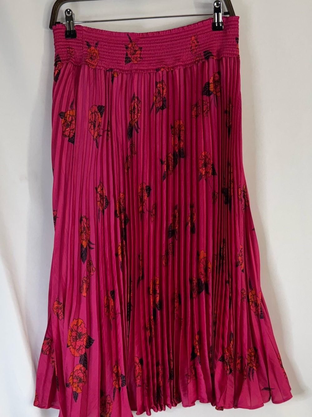 Banana Republic Bright Pink Floral Pleated Midi Skirt - Picture 2 of 7